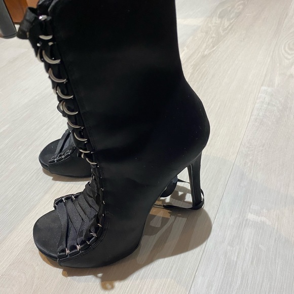 Steve Madden heels - Picture 3 of 4